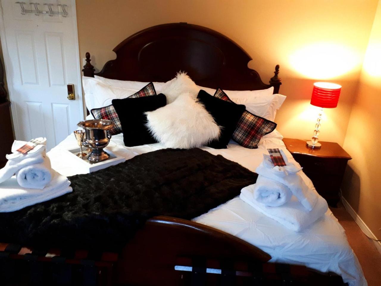 أجاكس The Tartan House Bed & Breakfast المظهر الخارجي الصورة